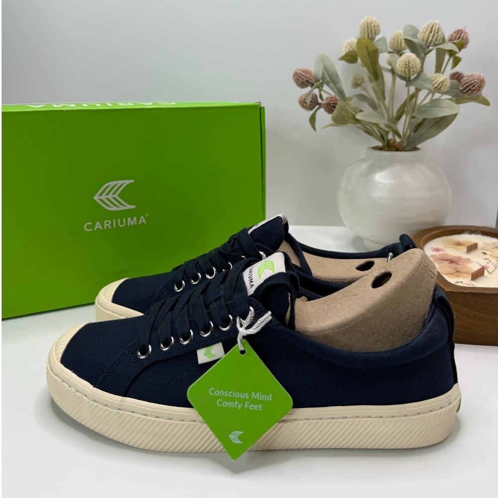 Cariuma OCA Low Casual Canvas Sneaker Navy Blue Women's 9.5 NWB